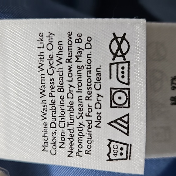 EDDIE BAUER Blouse Buttondown 3/4 Length Sleeves Wrinkle Resistent Blue … - Picture 11 of 11